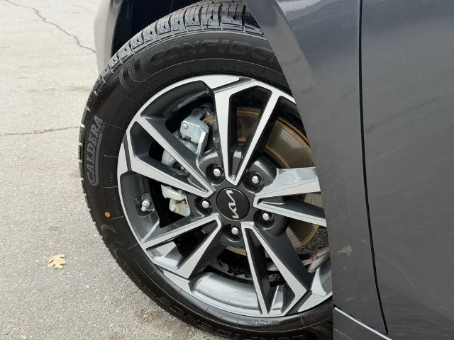Used 2024 Gray Kia LXS image 10