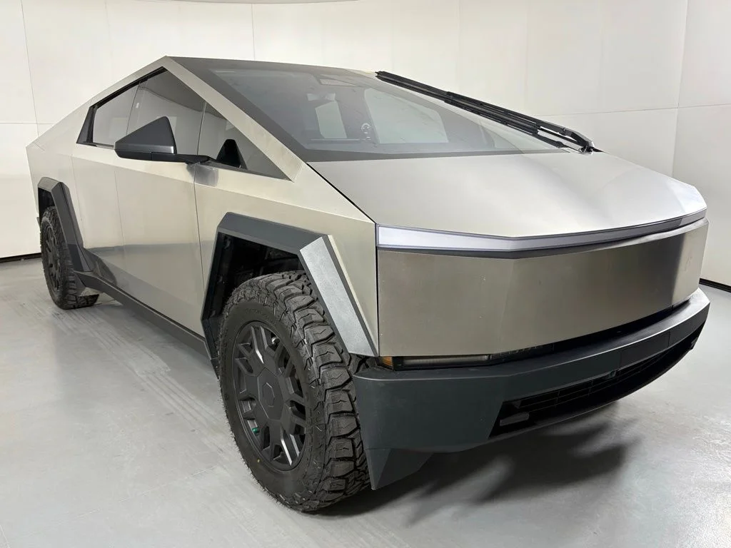 Used 2024 Tesla Cybertruck Base with VIN 7G2CEHED1RA007881 for sale in Scottsdale, AZ