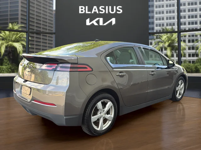 Used 2014 Brown Chevrolet Base image 5