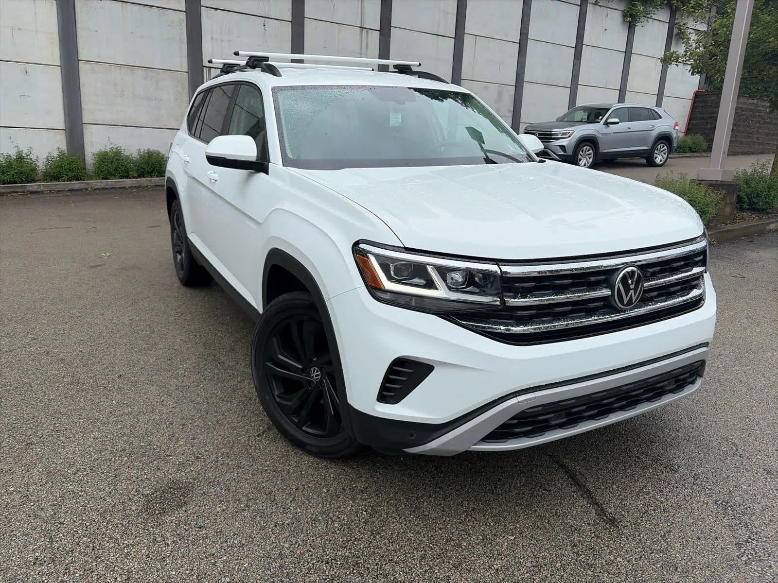 2023 Volkswagen Atlas 2.0T SE w/Technology