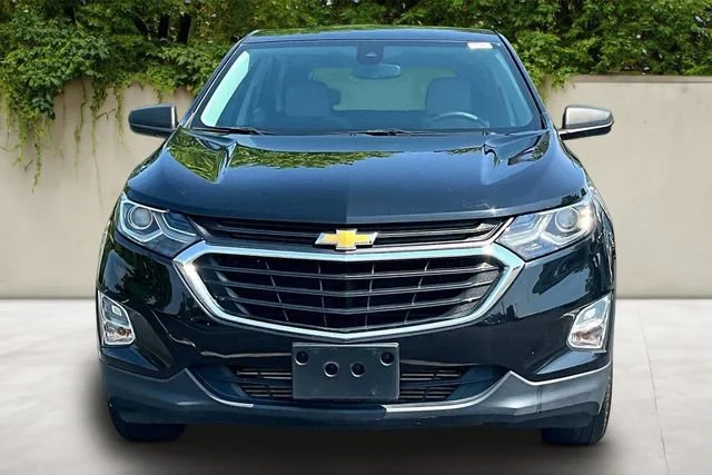 Used 2020 Chevrolet Equinox LS with VIN 2GNAXSEV7L6279899 for sale in Beachwood, OH
