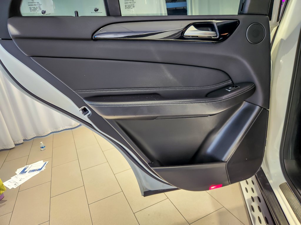 Used 2018  Mercedes-Benz GLE 350 image 18