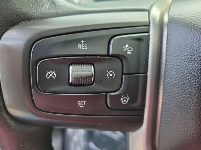 Used 2023 Onyx Black GMC Denali image 29