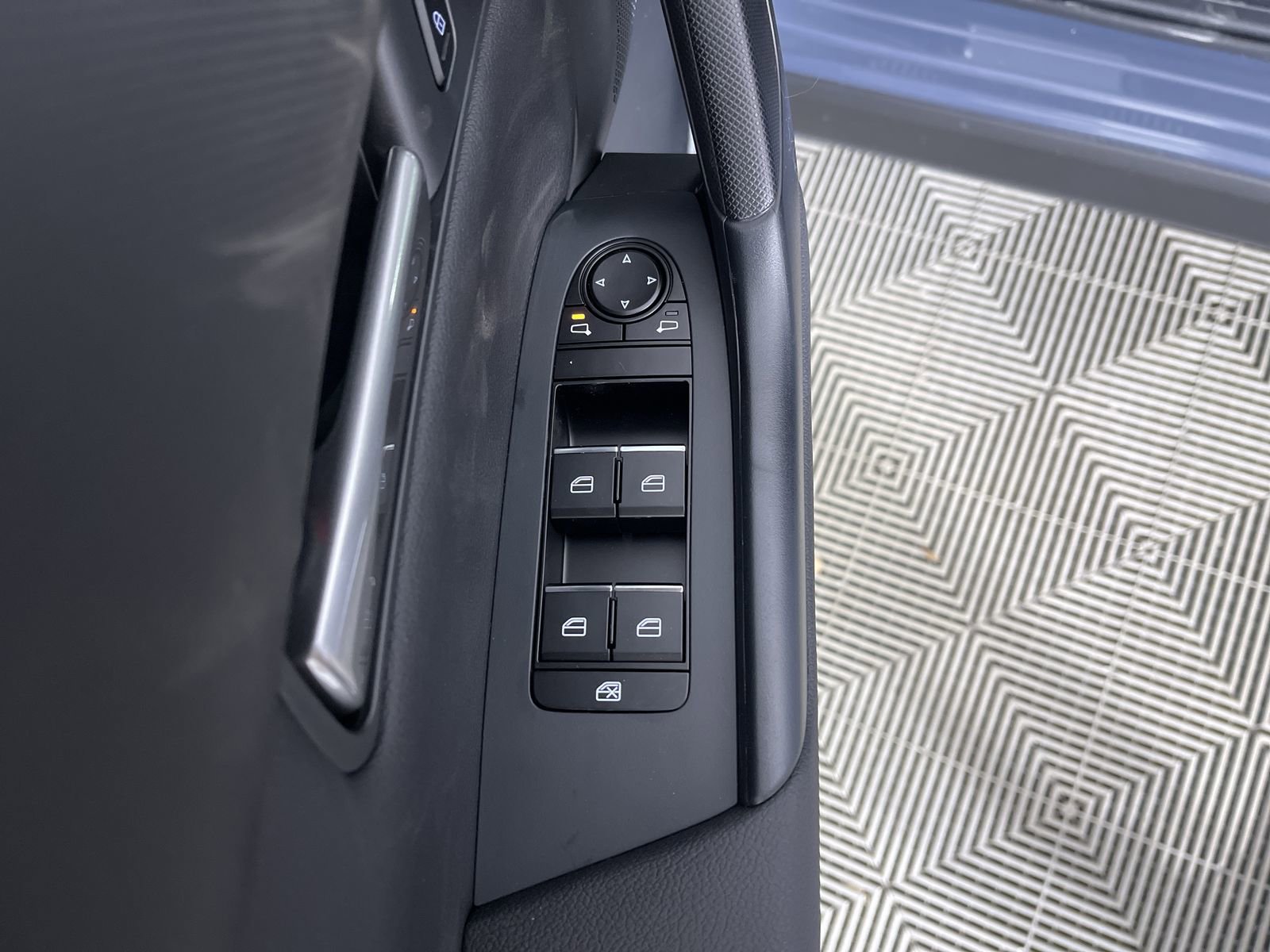 New 2026 Polymetal Gray Metallic Mazda 2.5 S Meridian Edition image 13