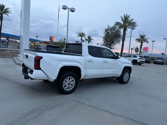 New 2026 White Toyota SR5 image 4