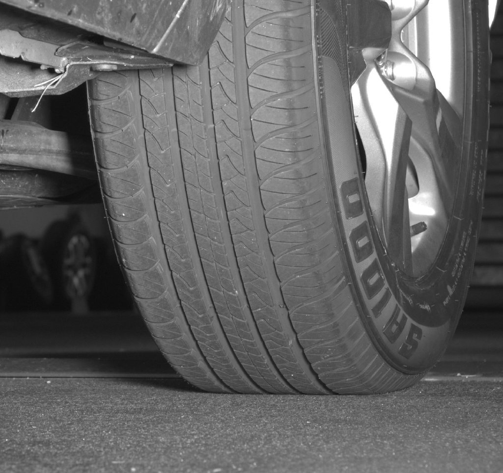 Certified Used 2025 Silver Toyota XLE image 17