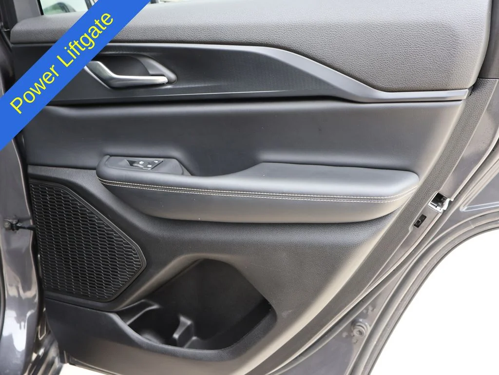 Used 2023 Gray Jeep Altitude X image 12