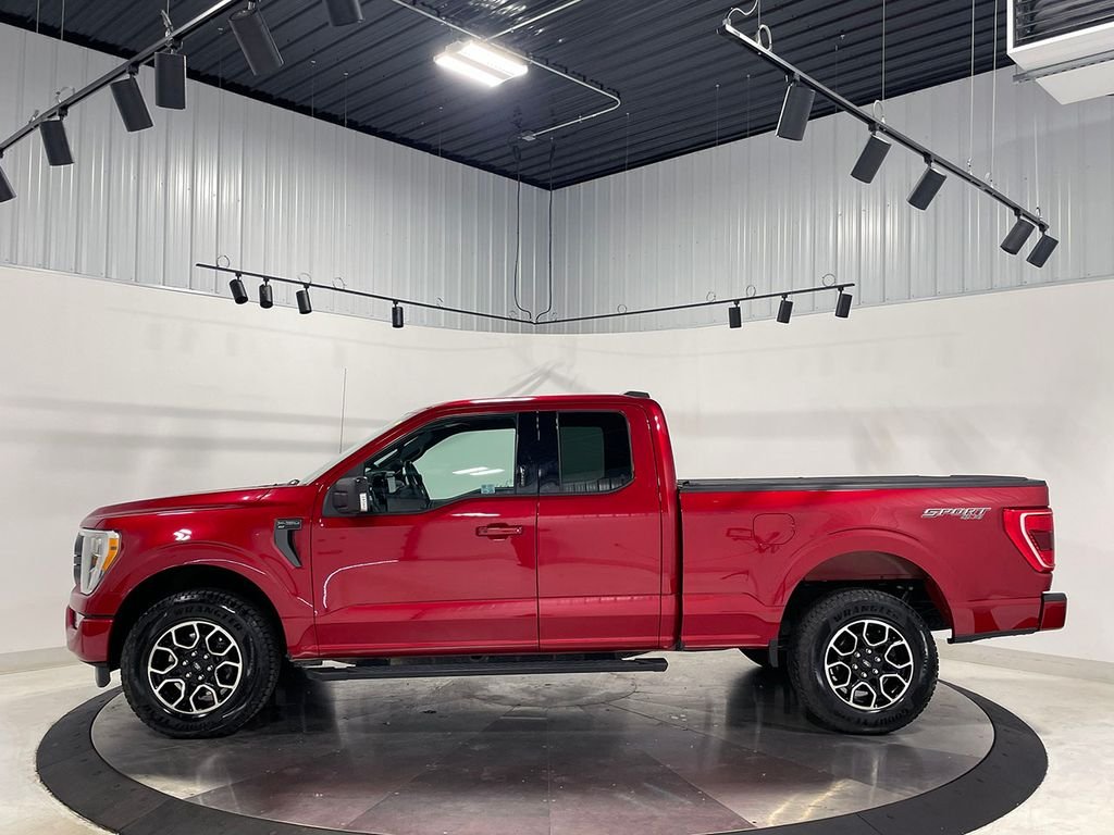 Used 2021 Red Ford XLT image 16