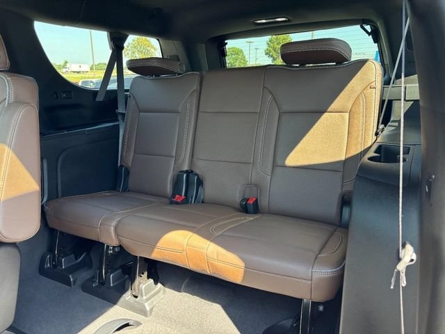 2023 Chevrolet Suburban High Country - Photo 10