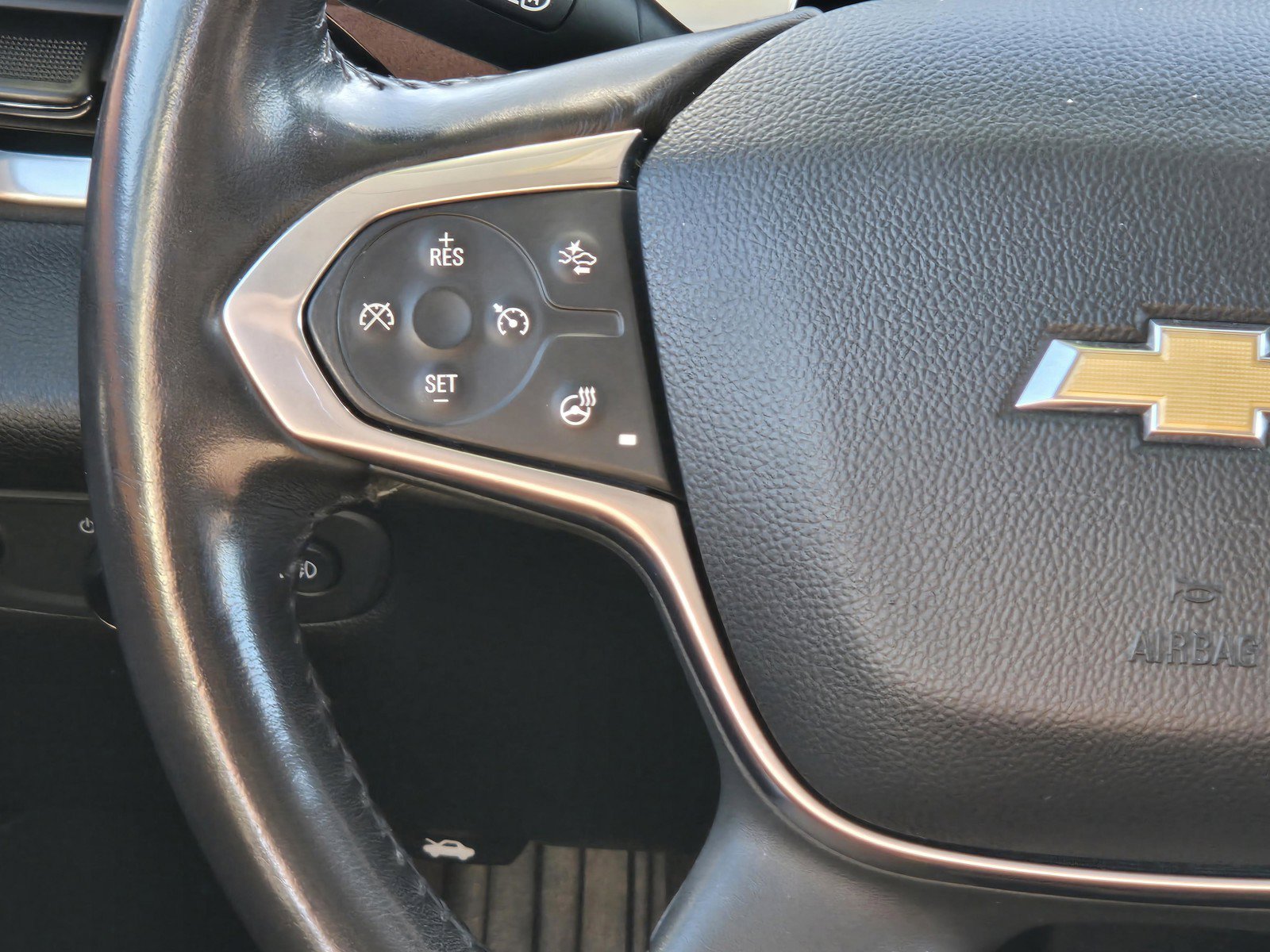 Certified Used 2020 Summit White Chevrolet High Country image 15