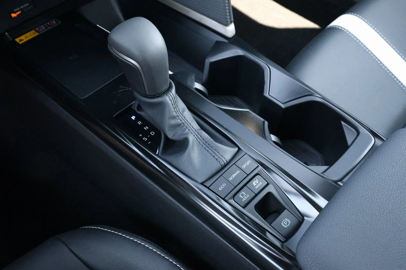 2026 Toyota Camry Nightshade - Photo 19