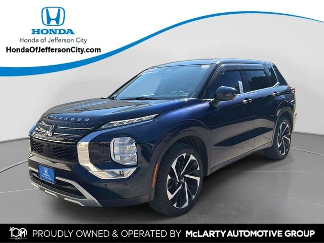 2023 Mitsubishi Outlander SE