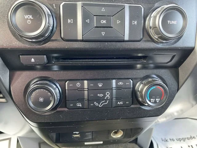 Used 2017 Race Red Ford Platinum image 18