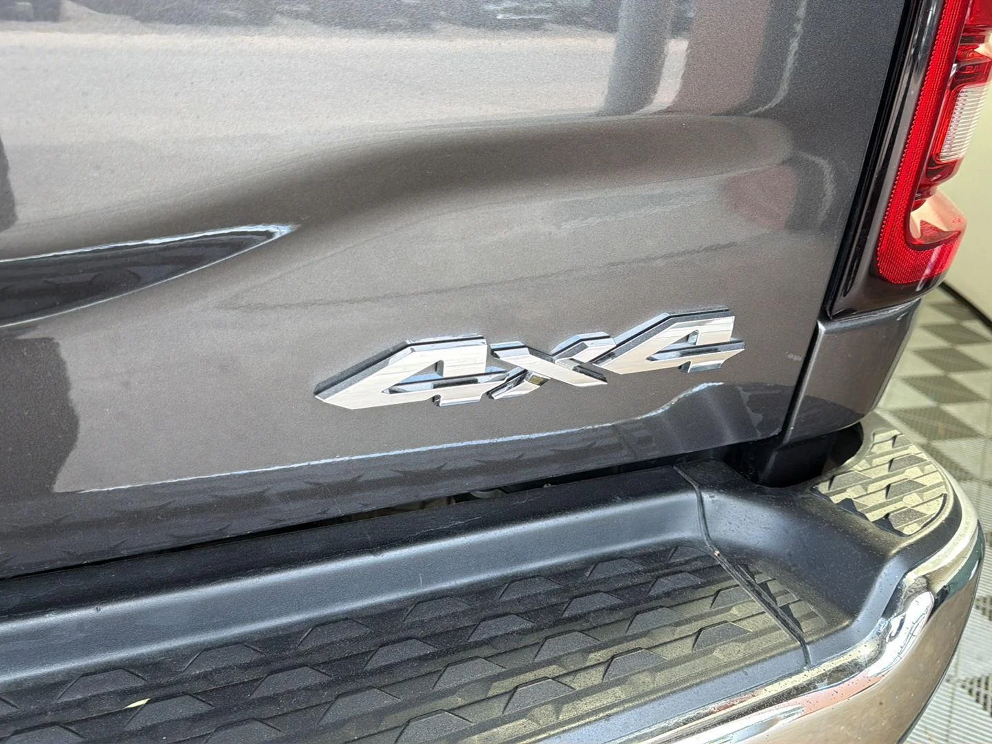 Used 2025 Granite Crystal Metallic Clearcoat Ram Big Horn image 9