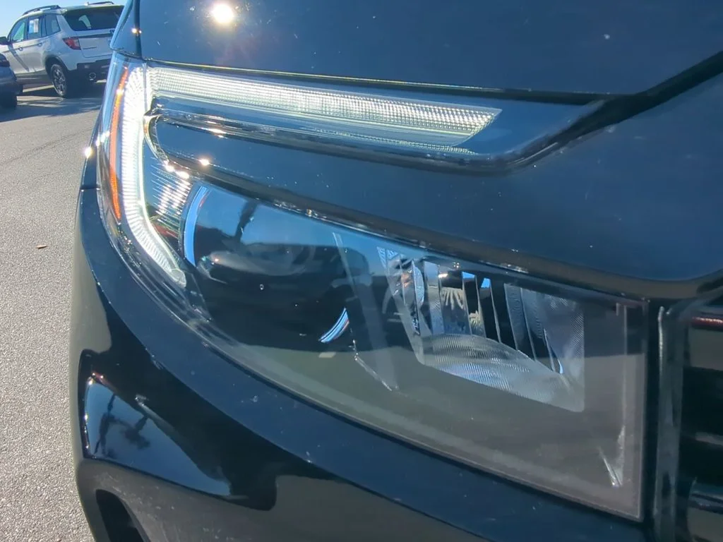 New 2026 Crystal Black Pearl Honda Black Edition image 9