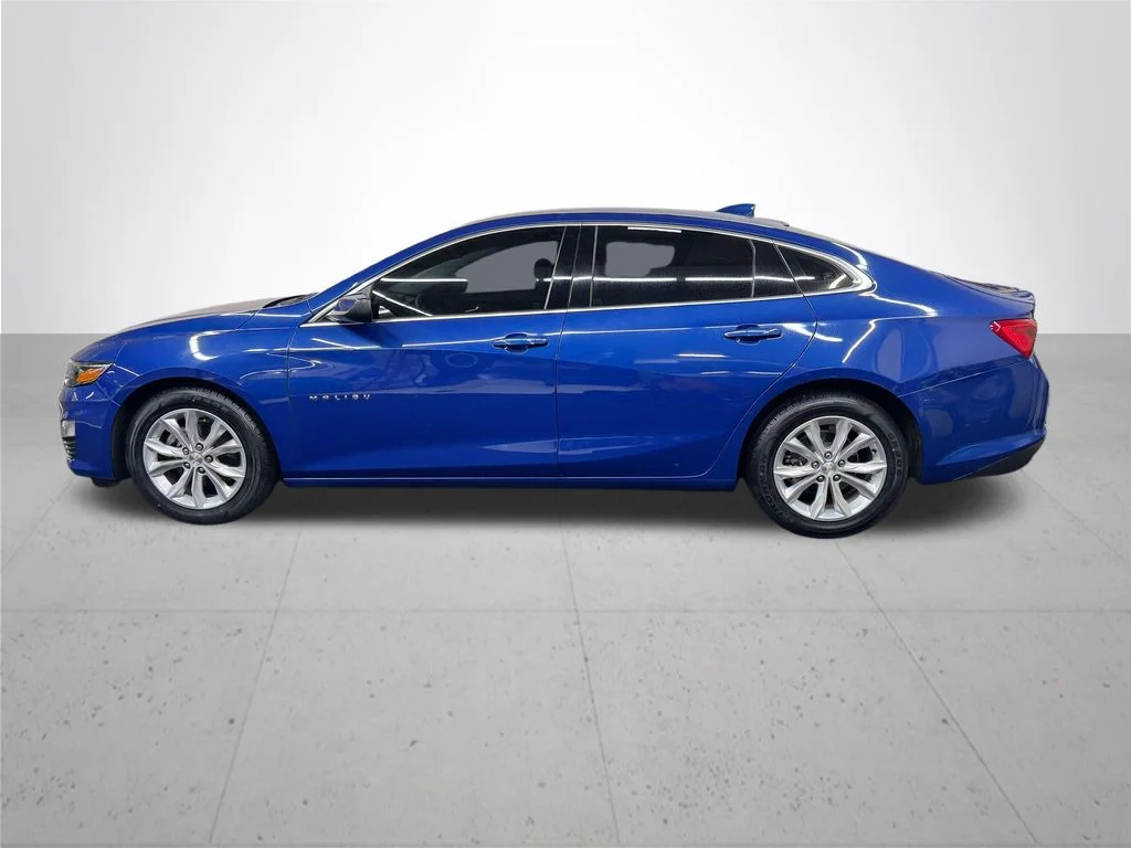 Used 2023 Blue Chevrolet LT image 3
