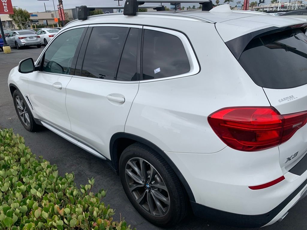 Used 2019 White BMW sDrive30i image 6