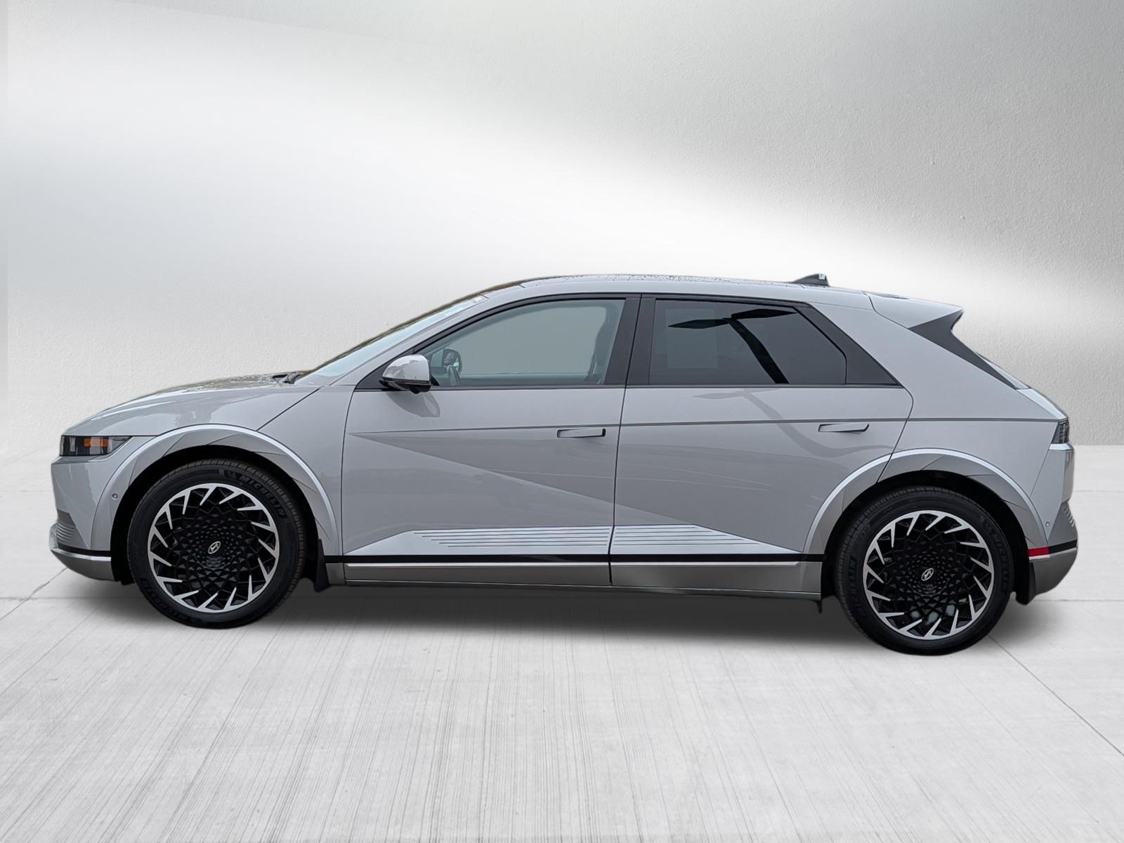 2023 Hyundai IONIQ 5 Limited - Photo 6