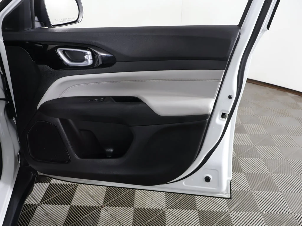 Used 2024 Bright White Clearcoat Jeep Limited image 22