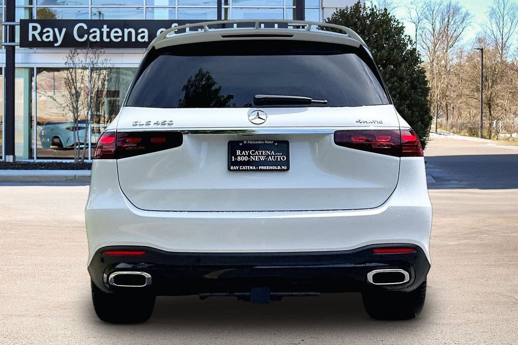 New 2026 MANUFAKTUR Moonlight White Metallic Mercedes-Benz GLS 450 image 4