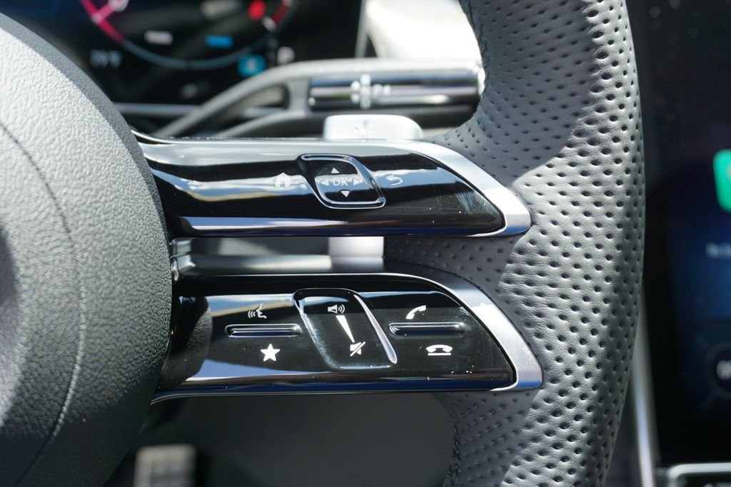 2025 Mercedes-Benz GLC Base - Photo 26