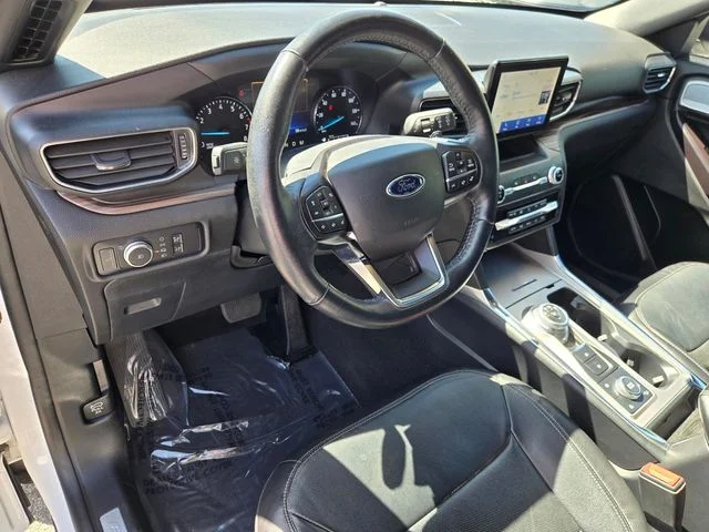 Certified Used 2020 Star White Ford Limited image 10