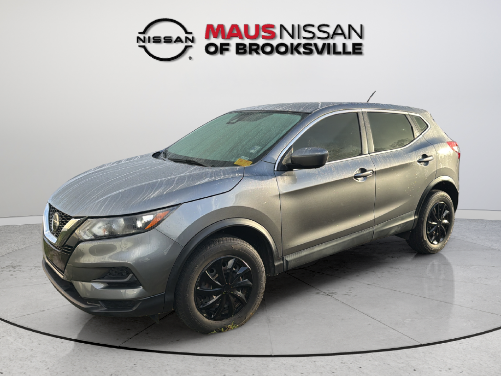 Used 2020 Gray Nissan S image 5