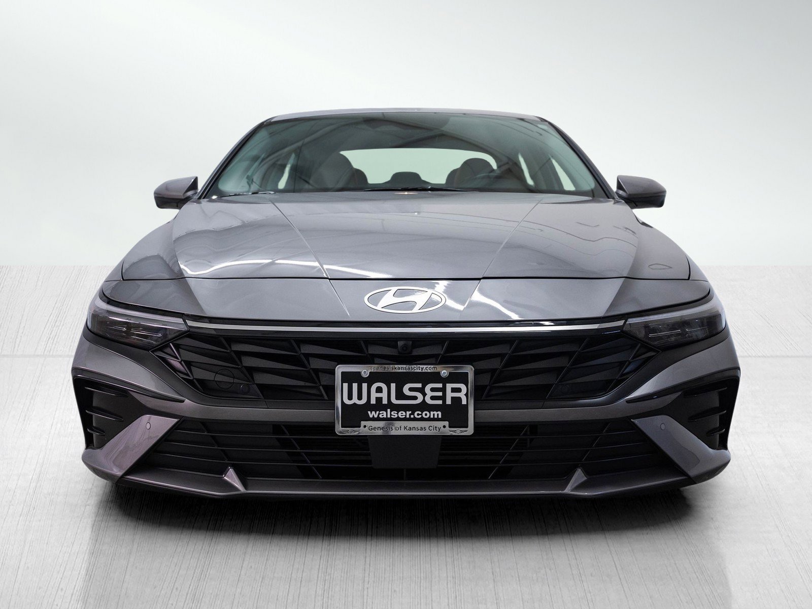 Used 2024 Hyundai Elantra Limited with VIN KMHLP4DG8RU718842 for sale in Kansas City