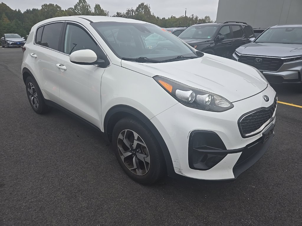 Used 2020 Clear White Kia LX image 3