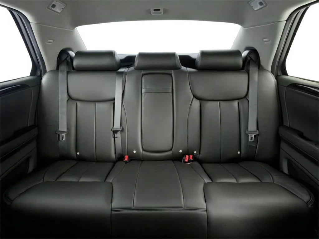 Used 2010 Radiant Silver Cadillac Base image 11