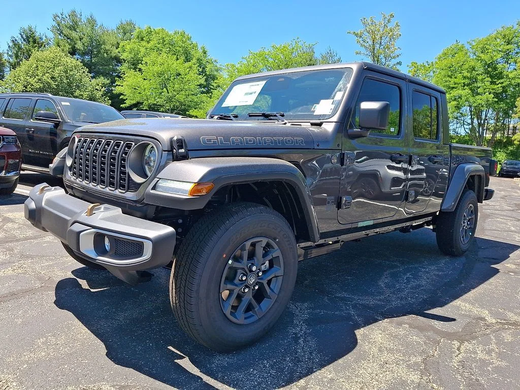 New 2026 Granite Crystal Metallic Clear-Coat Exterior Paint Jeep 85th Anniversary Edition image 2