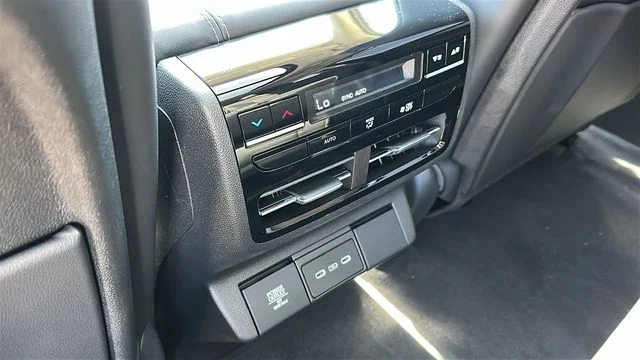 New 2026 White Acura Technology Package image 26