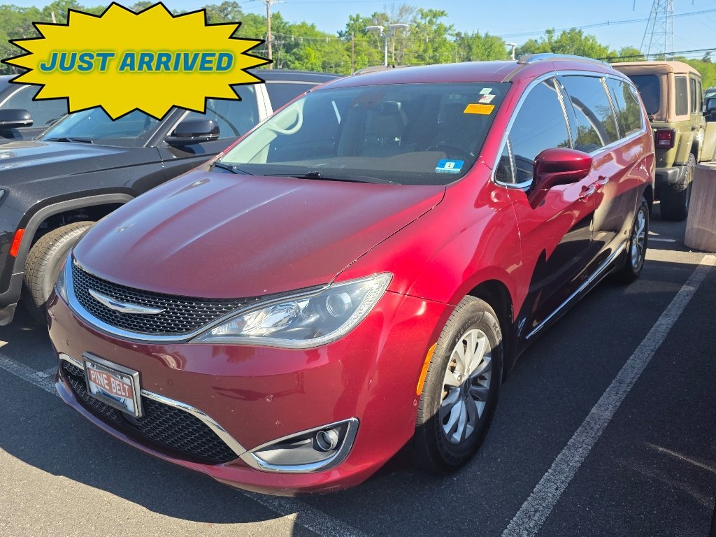 2018 Chrysler Pacifica Touring L Plus's photo