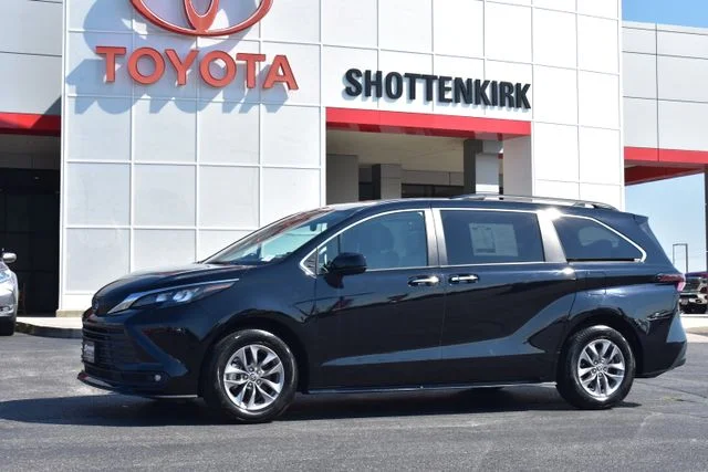 Used 2025 Black Toyota XLE image 1