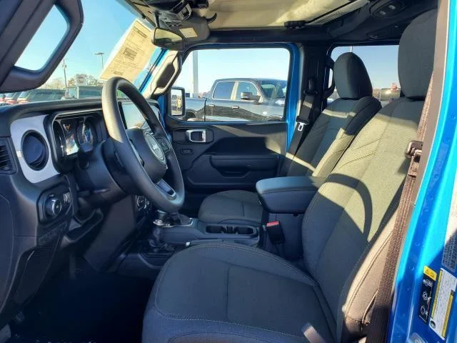 2026 Jeep Wrangler 4-Door Sport - Photo 5