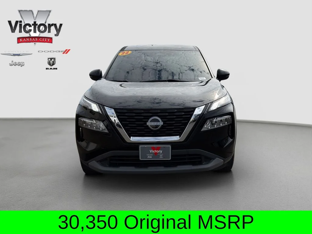 Used 2022 Nissan Rogue SV with VIN 5N1BT3BA9NC671479 for sale in Kansas City