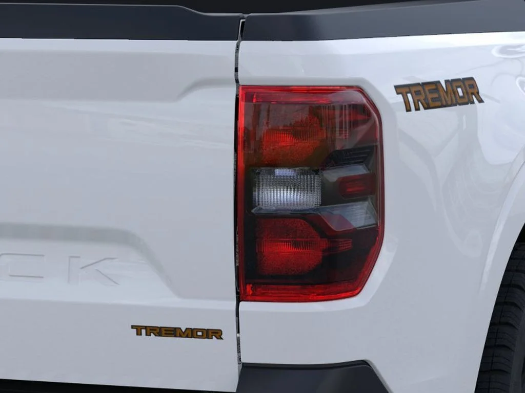 New 2026 Oxford White Ford Tremor® image 22
