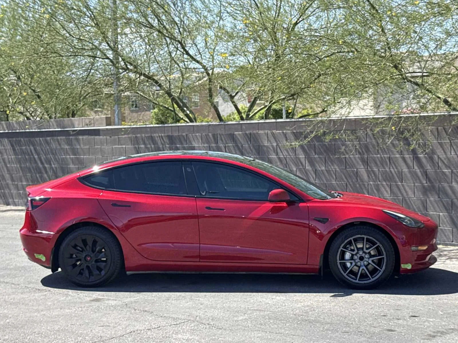 Used 2023 Red Tesla  image 9