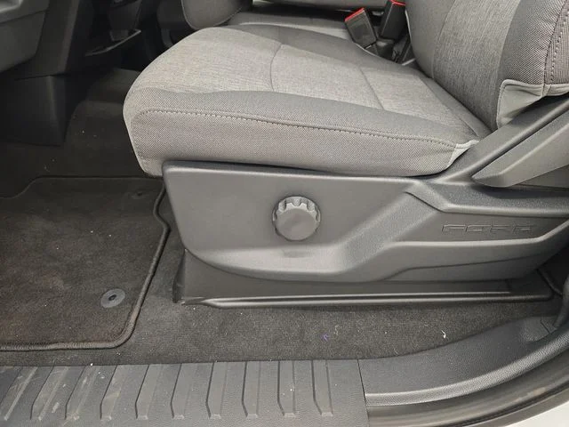 New 2026 Oxford White Ford F-250® XL image 39