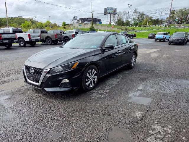 Used 2022 Nissan Altima S with VIN 1N4BL4BV4NN393999 for sale in White Hall, WV