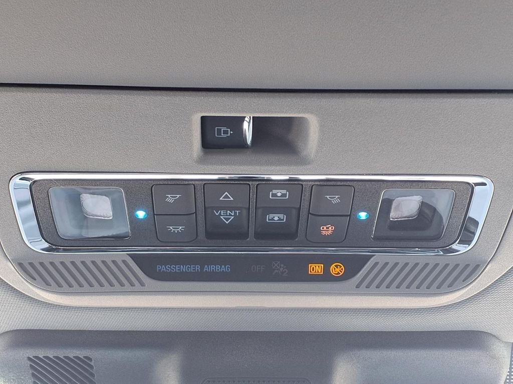 New 2026 Carbonized Gray Metallic Ford F-350® Lariat® image 23
