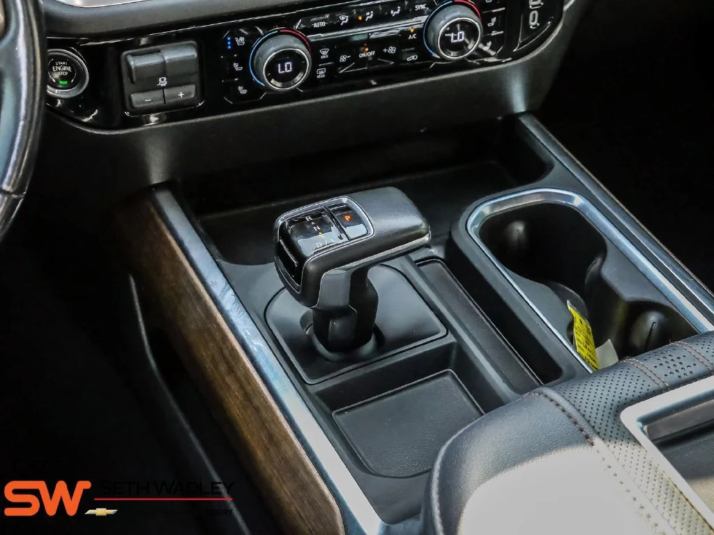 Used 2022 Black Chevrolet High Country image 33