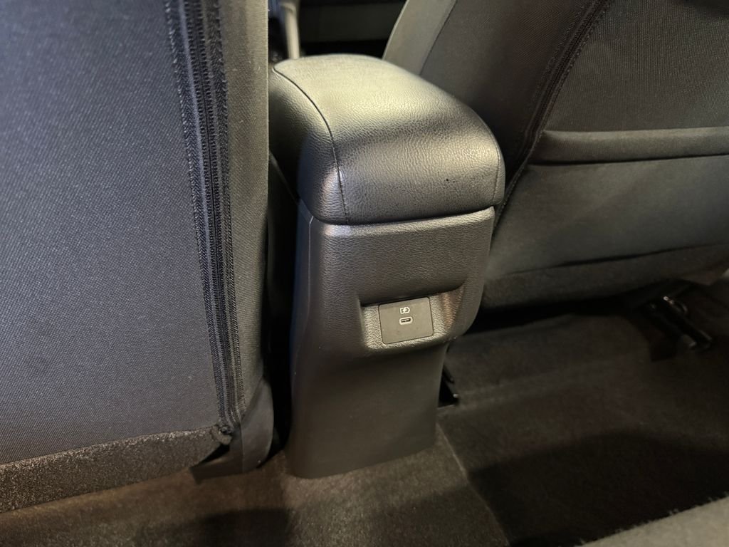 Used 2025 Gun Metallic Nissan 1.6 SV image 25