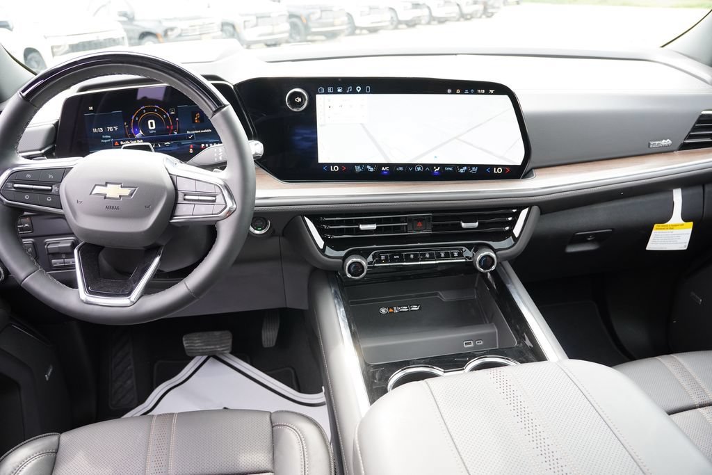 2026 Chevrolet Suburban High Country - Photo 16