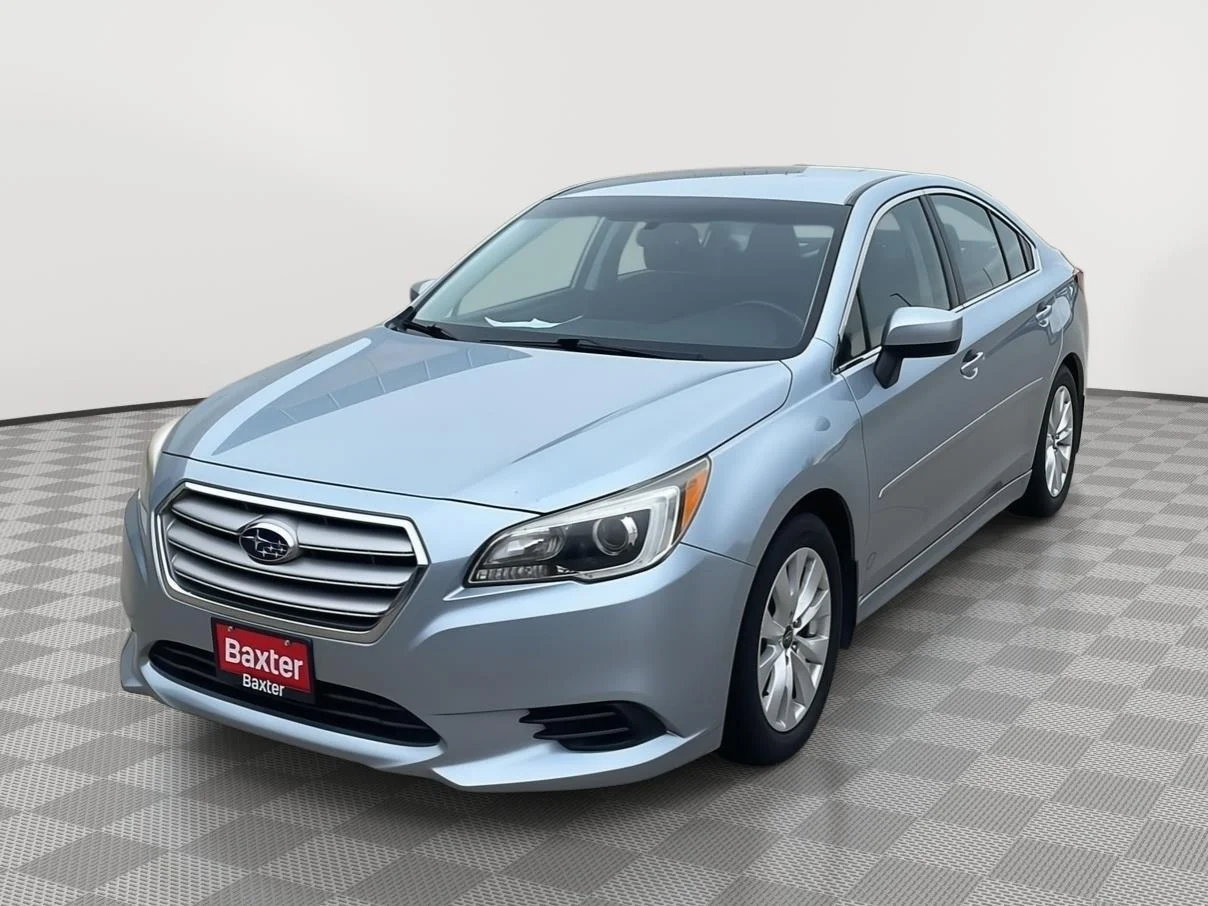 Used 2015 Ice Silver Metallic Subaru 2.5i Premium image 7