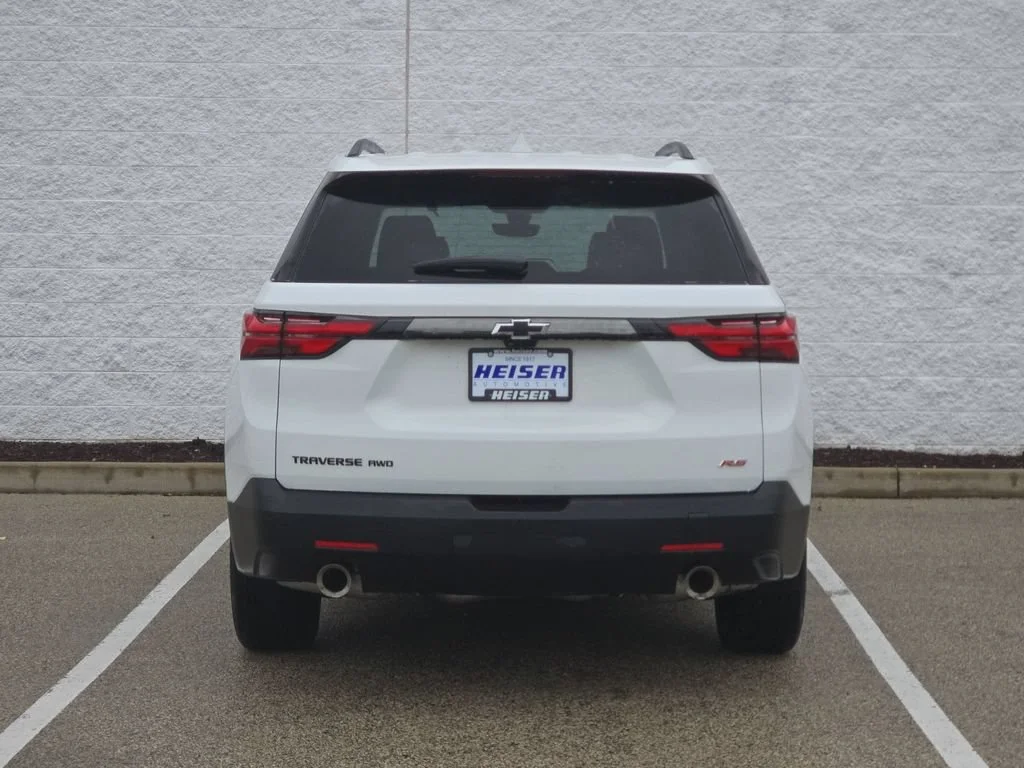 2023 Chevrolet Traverse RS - Photo 12