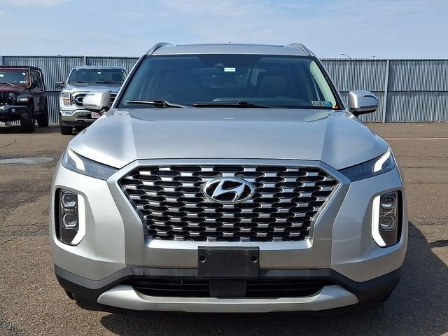 Certified Used 2021 Silver Hyundai SEL image 2