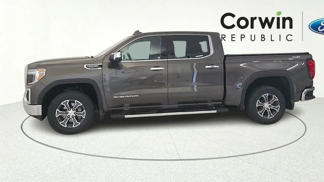 Used 2019 Smokey Quartz Metallic GMC SLT image 4
