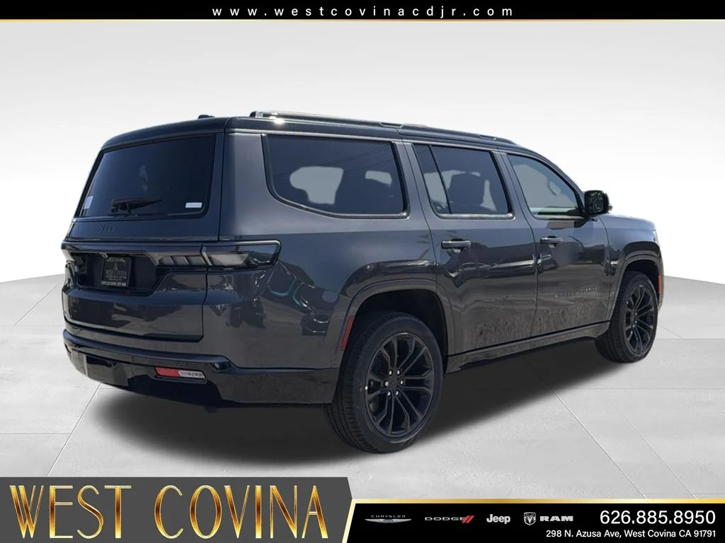 New 2026 Baltic-Gray Metallic Clear-Coat Exterior Paint Jeep Summit Reserve image 7