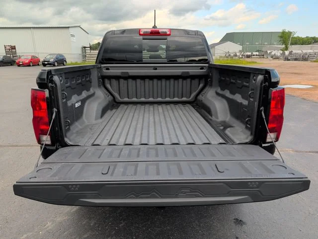 Used 2026 Black Chevrolet Trail Boss image 27
